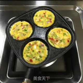 Make Onion eggcake step 5