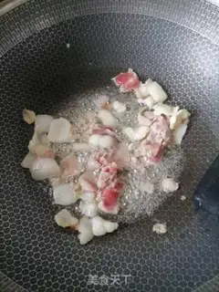 Make White fried meat step 1