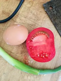Make Lazy tomato egg soup step 0