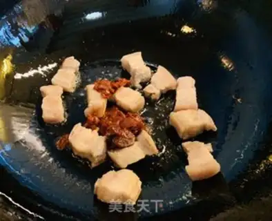 Make Pyramid chestnut step 2