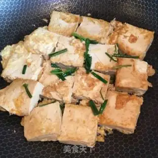 Make Eggs are fried tofu step 5