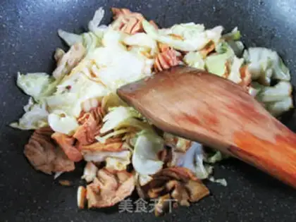 Make Sour chicken wings and cabbage step 8