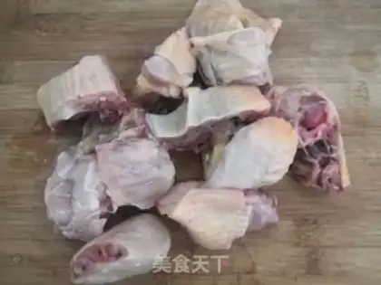 Make The chicken soup of the teacushroom fish step 2