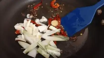 Make Red-burned sharks step 5
