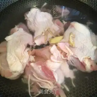 Make Water chicken legs step 1