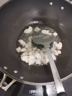 Make Bean fried meat step 1