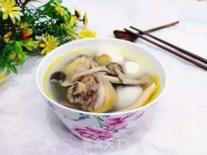 Make The chicken soup of the teacushroom fish step 16