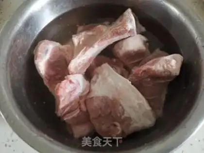 Make Pork fan bone, cabbage soup step 0