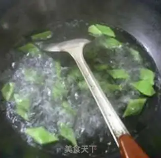 Make Squeeze the vegetables with bean horns step 6