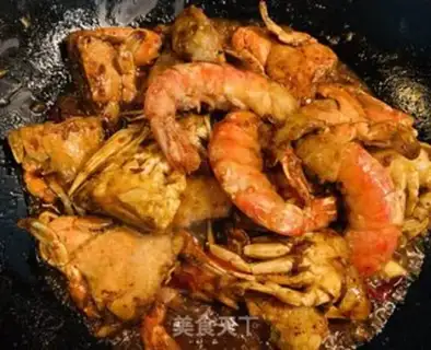 Make Spicy shrimp crabs step 8