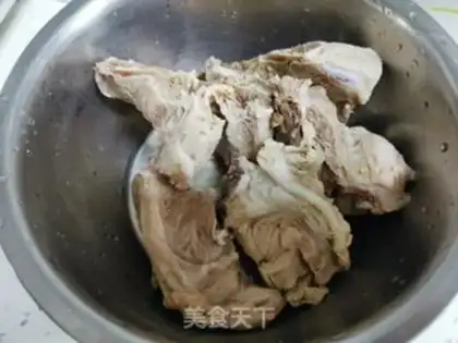 Make Pork fan bone, cabbage soup step 2