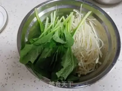 Make Pork fan bone, cabbage soup step 3