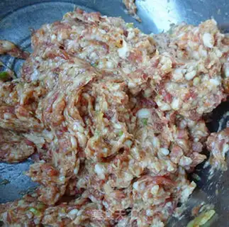 Make Squirty Pork Pots step 3