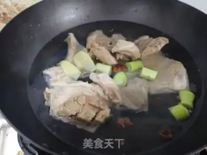 Make Pork fan bone, cabbage soup step 4
