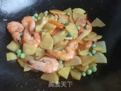 Make Shrimp peas and chips step 7