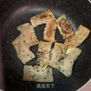Make Frozen meat pot sticker step 10
