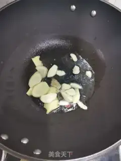 Make Onion fried chicken chest step 1