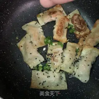 Make Frozen meat pot sticker step 11