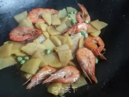 Make Shrimp peas and chips step 9