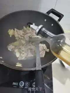 Make Onion fried chicken chest step 3