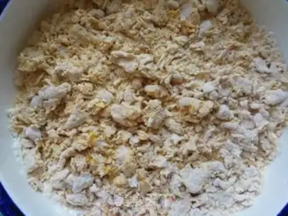 Make Onion pepper saline horn roll step 2