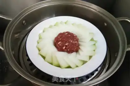 Make Pork veal pie step 5