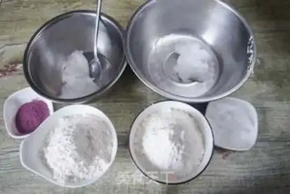 Make The potato coconut mooncake step 1