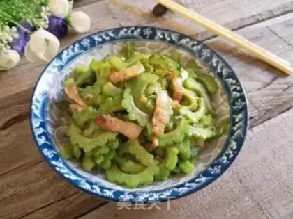 Make Five flowers and a bitter melon step 10