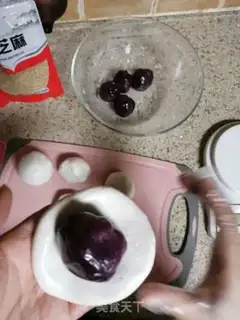 Make Sesame rice cake step 4
