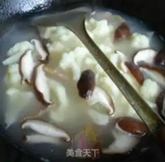 Make Spam and bouquet soup step 8
