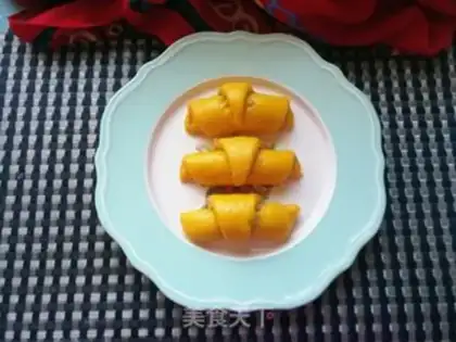 Make Onion pepper saline horn roll step 27