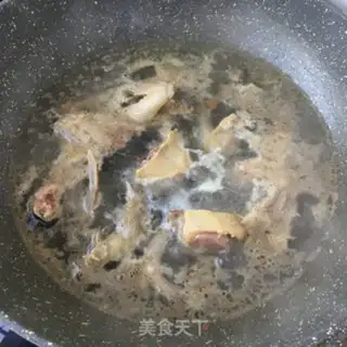 Make Boot-cow pigeon step 1