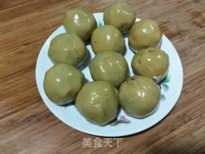 Make A broad black sesame moon cake step 6