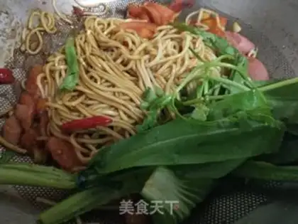 Make Vegetable sausage noodles step 6