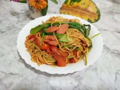 Make Vegetable sausage noodles step 7