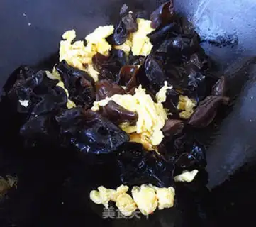 Make Mocked eggs step 4