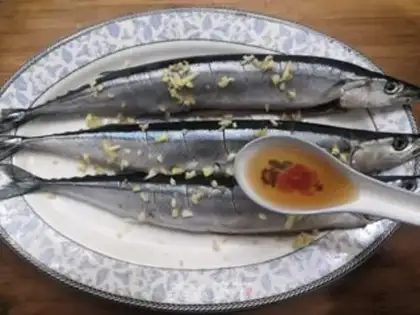 Make Fried swordfish step 4