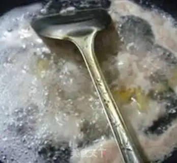 Make Tomato chestnut chop soup step 8