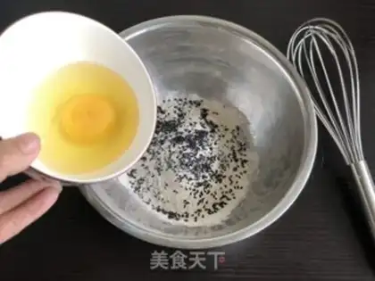 Make Black sesame eggcake step 2