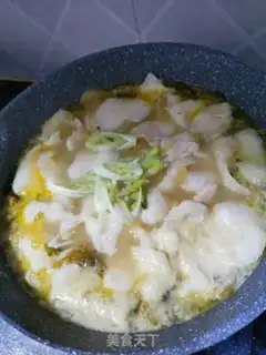 Make Quick-fried gold soup and sour fish step 10
