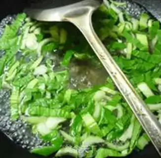Make Shrimp egg soup step 4