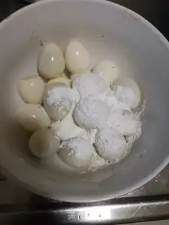 Make Quail egg apricot mushroom step 1