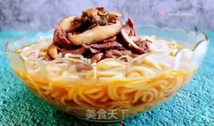 Make Snowflake mushroom noodles step 9