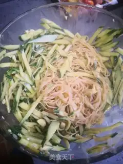 Make Soup cucumber fans dry tofu step 6