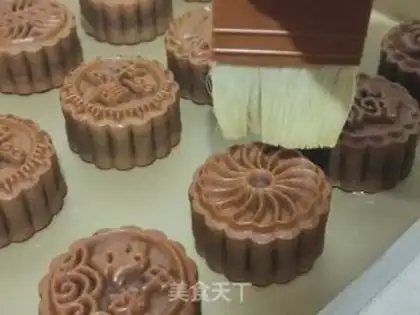 Make Green bean saloon mooncake step 0