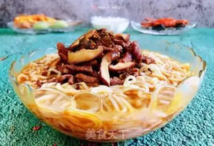 Make Snowflake mushroom noodles step 11