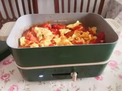 Make Tomato fried eggs step 6