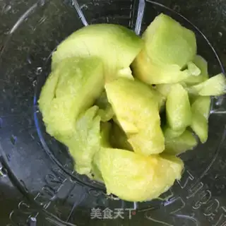 Make Honey monkey juice step 1