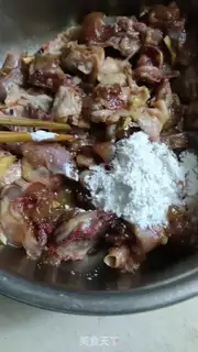 Make Sichuan chili chicken step 2