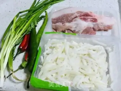 Make Fresh fried meat step 0